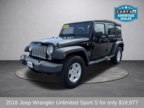 Used 2018 Jeep Wrangler Unlimited Sport S AWD/4WD image 8
