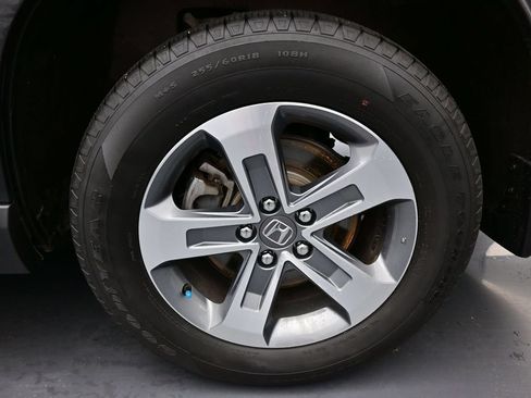Used 2025 Honda Pilot EX-L image 27