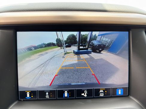 Used 2023 GMC Acadia Denali w/ Denali Ultimate Package FWD image 30