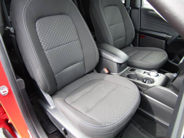 Used 2024 Ford Escape Active w/ Tech Pack #2 AWD/4WD image 8