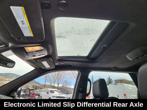 Used 2022 Dodge Durango R/T w/ Tow 'N Go Package image 23