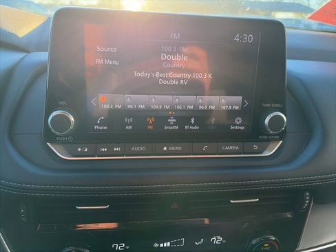 Certified 2022 Nissan Rogue SV image 15