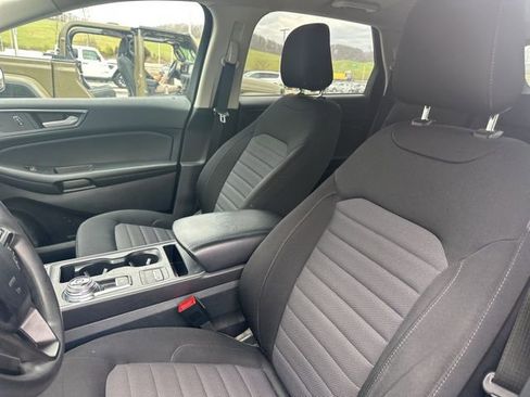 Used 2022 Ford Edge SE image 31