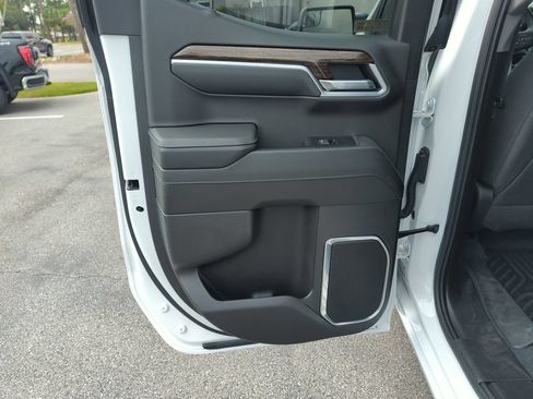 Used 2025 GMC Sierra 1500 Elevation AWD/4WD image 26