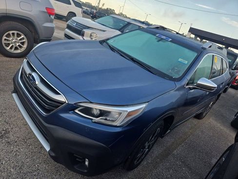 Used 2022 Subaru Outback Touring XT AWD/4WD image 2