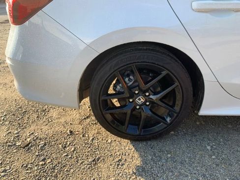 Used 2025 Honda Civic Sport image 10