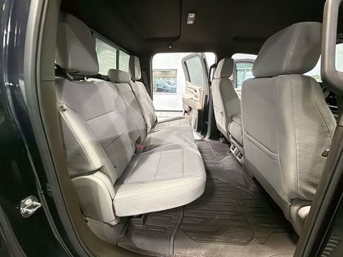 Certified 2024 GMC Sierra 1500 SLE w/ Preferred Package image 14