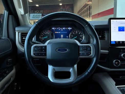 Used 2024 Ford Expedition Limited RWD image 46