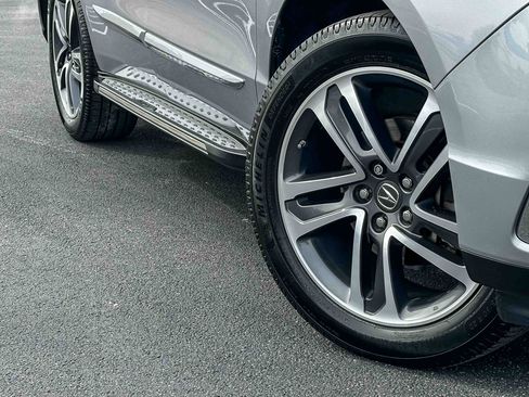 Used 2017 Acura MDX FWD w/ Advance Package image 3