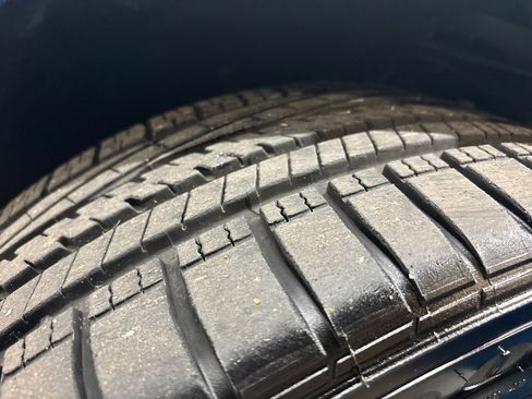 Used 2023 Dodge Challenger R/T w/ Blacktop Package image 28