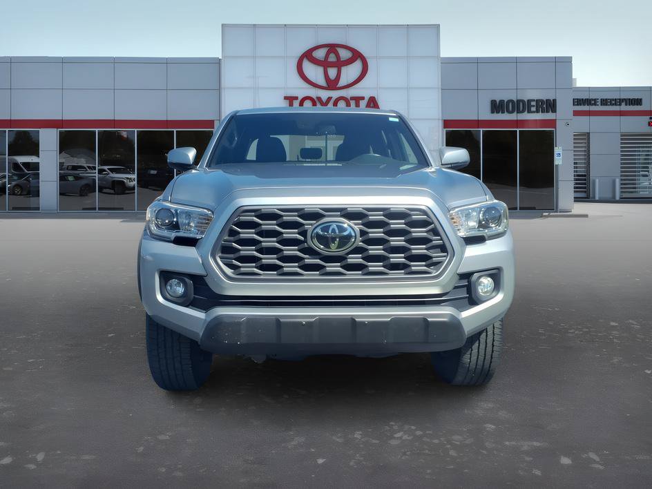 Certified 2023 Toyota Tacoma TRD Off-Road w/ Technology Package AWD/4WD image 9
