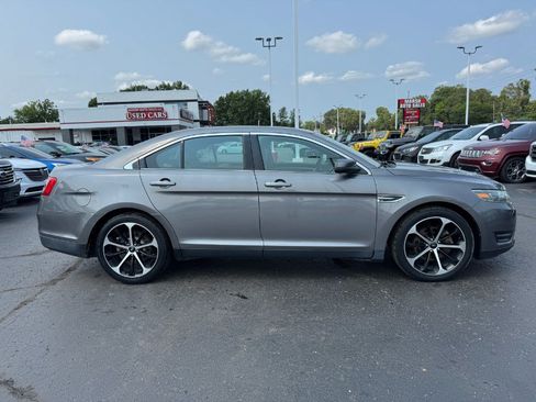 Used 2014 Ford Taurus SEL w/ Equipment Group 201A AWD/4WD image 6