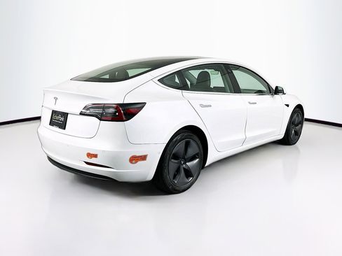 Used 2020 Tesla Model 3 Standard Range Plus image 9