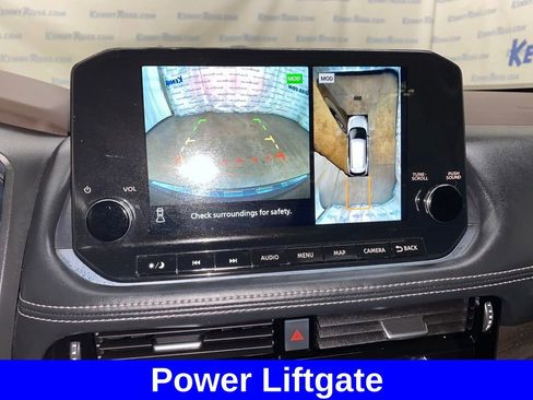 Used 2023 Nissan Rogue Platinum w/ Platinum Premium Package image 21