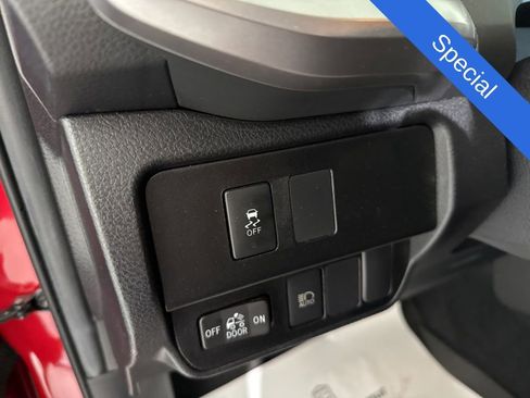 Used 2022 Toyota Tacoma SR5 w/ Technology Package RWD image 19