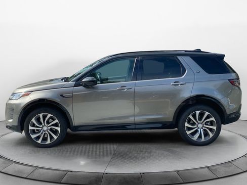 Used 2024 Land Rover Discovery Sport Dynamic SE image 4