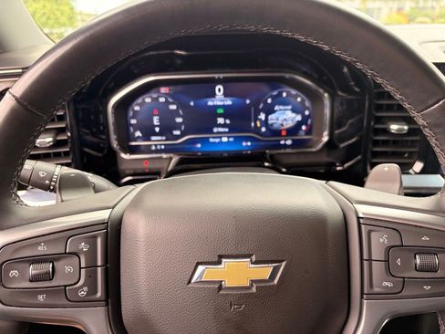 Used 2024 Chevrolet Silverado 1500 LTZ AWD/4WD image 30