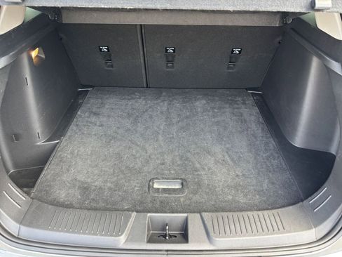 Used 2025 Chevrolet Trax LT FWD image 31