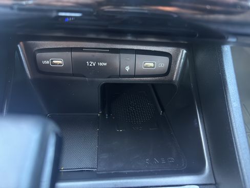 Used 2023 Hyundai Santa Cruz SEL Premium AWD/4WD image 19