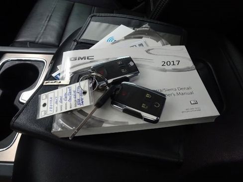 Used 2017 GMC Sierra 1500 Denali w/ Denali Ultimate Package image 51