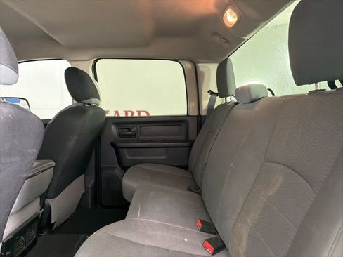 Used 2017 RAM 2500 Tradesman w/ Chrome Appearance Group image 13