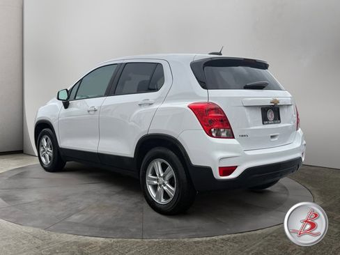 Used 2019 Chevrolet Trax LS w/ Tint and Cruise Package image 5