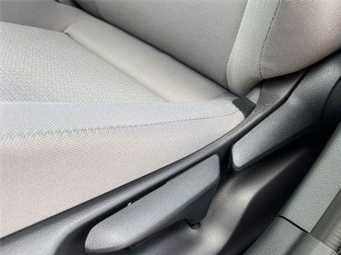 New 2026 Toyota Prius LE image 18