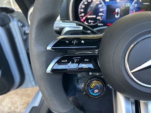 Used 2022 Mercedes-Benz SL 63 AMG 4MATIC image 53