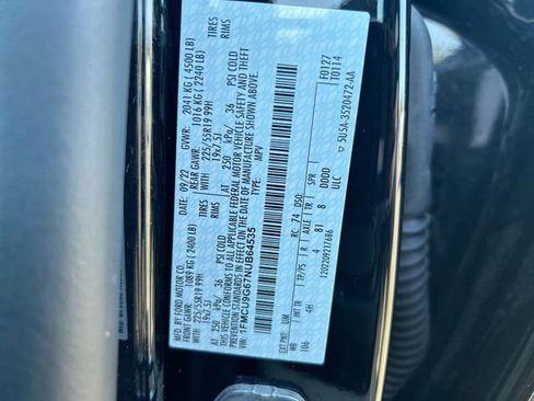 Used 2022 Ford Escape SE w/ SE Sport Appearance Package image 32