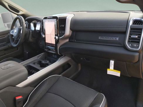 New 2026 RAM 2500 Laramie w/ Night Edition AWD/4WD image 39