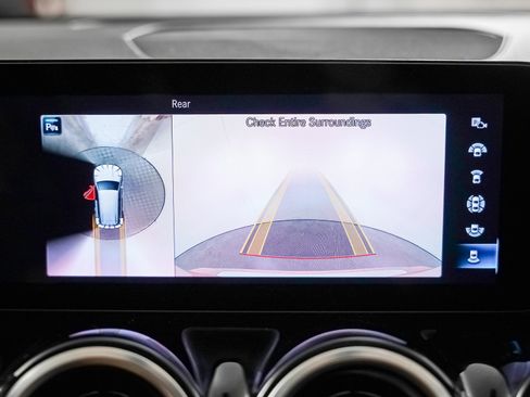 Certified 2023 Mercedes-Benz GLB 250 w/ Premium Package image 22