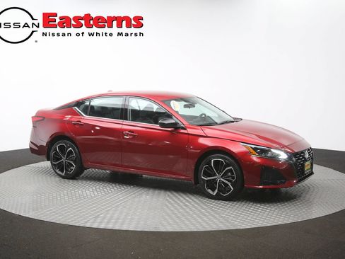 Used 2023 Nissan Altima 2.5 SR AWD/4WD image 46