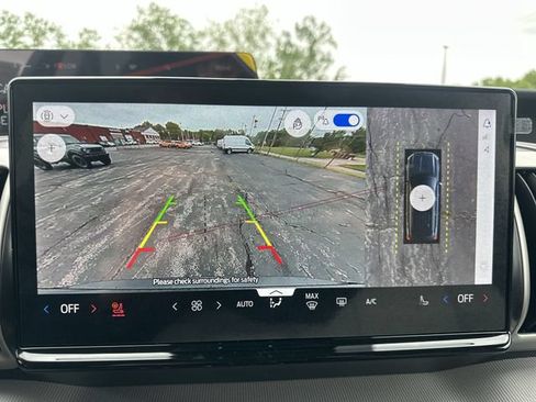 New 2026 Ford Expedition Active AWD/4WD image 25