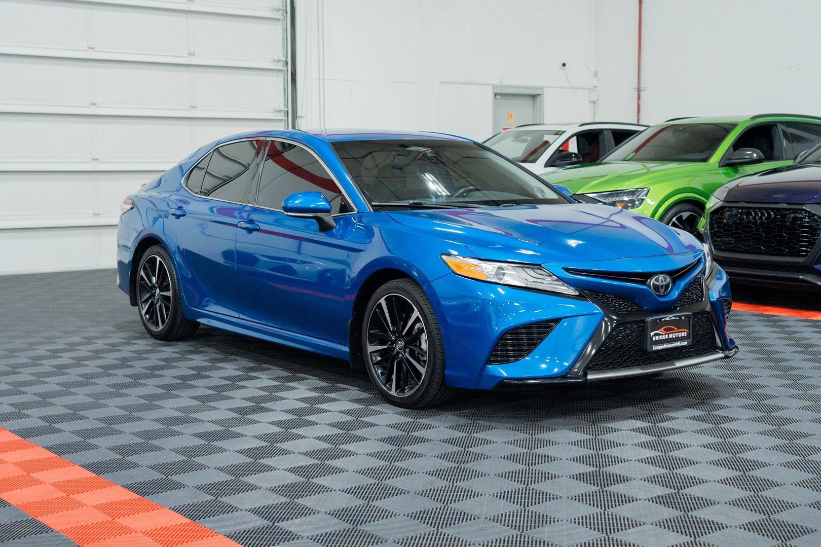 Used 2020 Toyota Camry XSE w/ Navigation Package FWD image 11