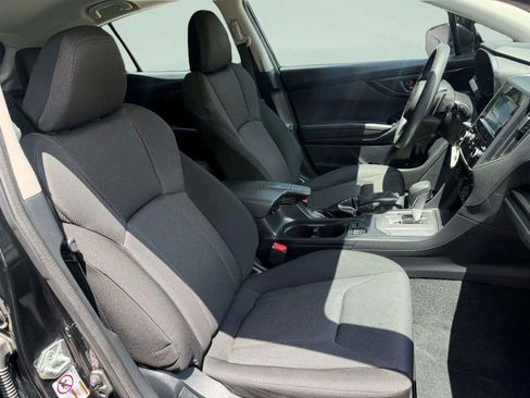 Used 2019 Subaru Impreza 2.0i Premium image 8
