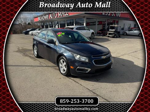 Used 2015 Chevrolet Cruze LT image 1