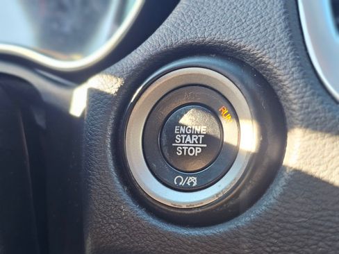 Used 2019 Dodge Durango SXT RWD image 15