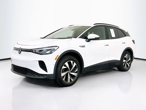 Used 2023 Volkswagen ID.4 Pro image 3