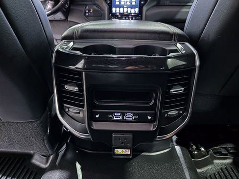 Used 2021 RAM 2500 Laramie image 25