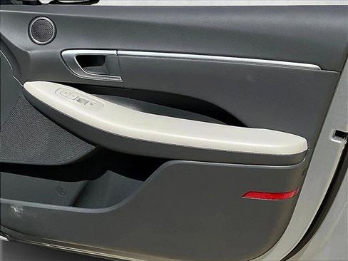 Used 2024 Hyundai Sonata SEL FWD image 15