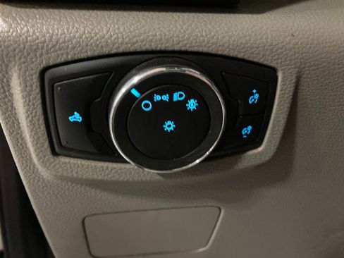 Used 2021 Ford F250 XLT w/ FX4 Off-Road Package image 22