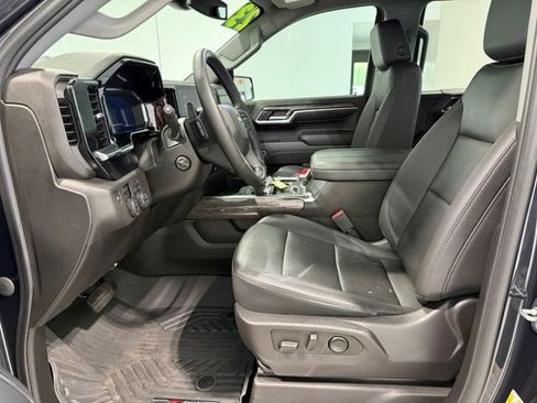 Used 2023 Chevrolet Silverado 1500 LTZ AWD/4WD image 10