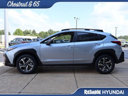 Used 2024 Subaru Crosstrek 2.0i Premium AWD/4WD image 3