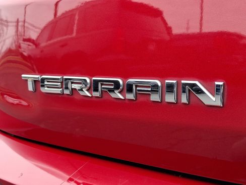 Used 2018 GMC Terrain SLE w/ Driver Convenience Package image 29