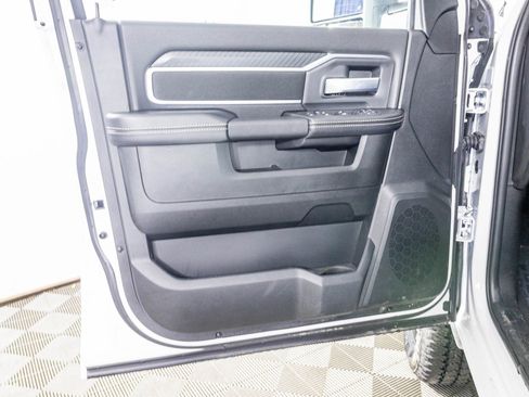 New 2025 RAM 2500 Big Horn image 32