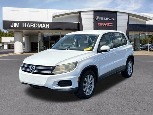 Used 2014 Volkswagen Tiguan S FWD image 3