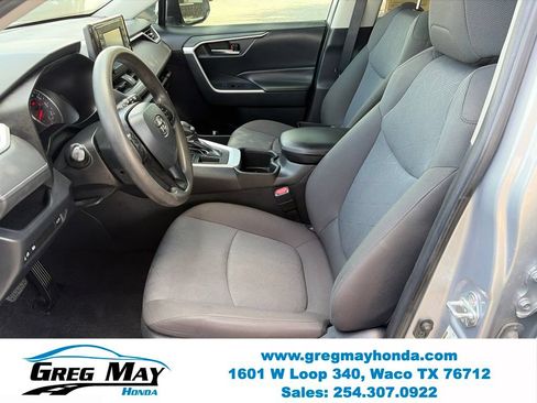 Used 2022 Toyota RAV4 XLE w/ Convenience Package FWD image 24