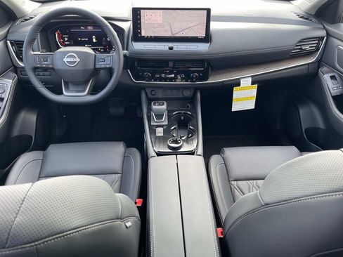 New 2026 Nissan Rogue Platinum AWD/4WD image 16