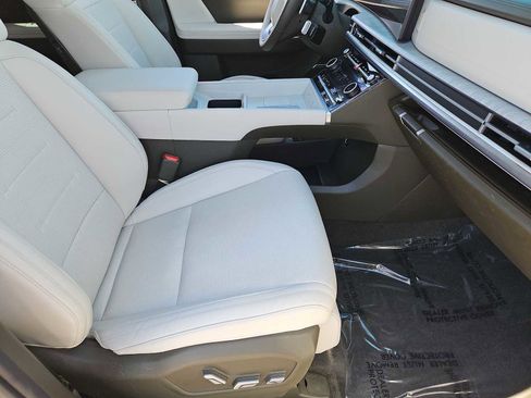 Certified 2025 Hyundai Santa Fe Calligraphy image 21