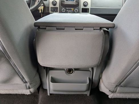 Used 2013 Ford F150 XLT w/ XLT Chrome Pkg RWD image 13